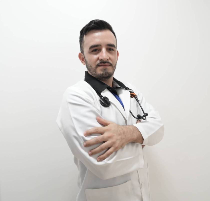 Dr. Santiago Zambrano